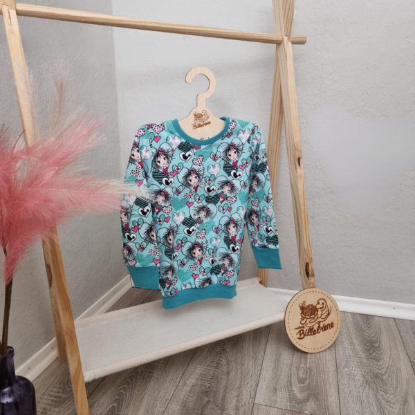 Gr. 122 Mädchen Sweater Herz